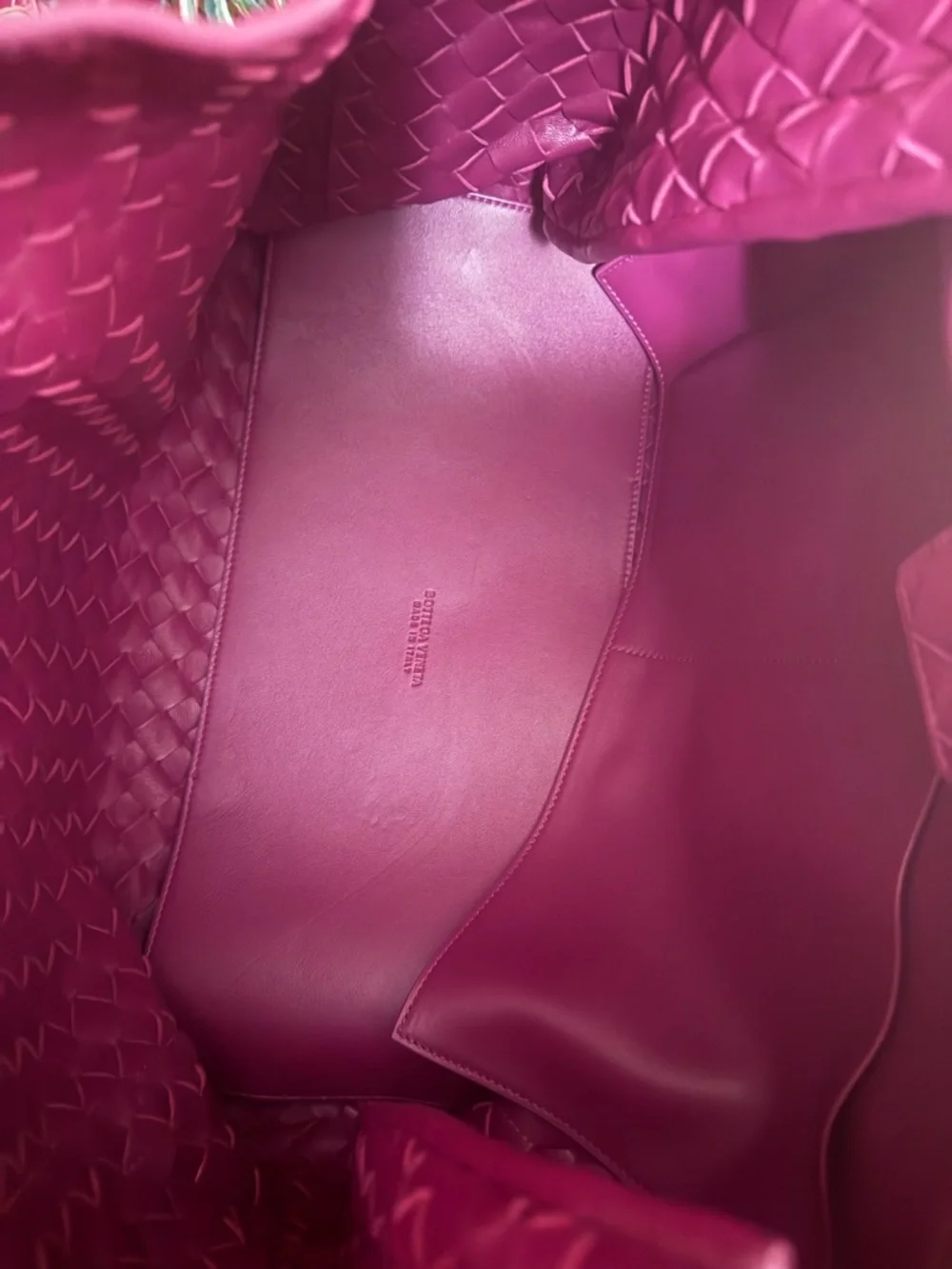 Bottega Veneta Fuchsia Woven Drawstring Tote - Picture 3 of 6